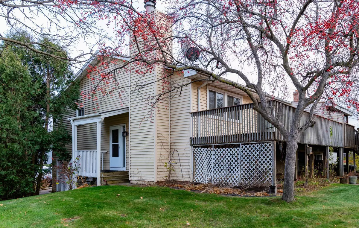 Eagan, MN 55123,4575 Horizon CIR