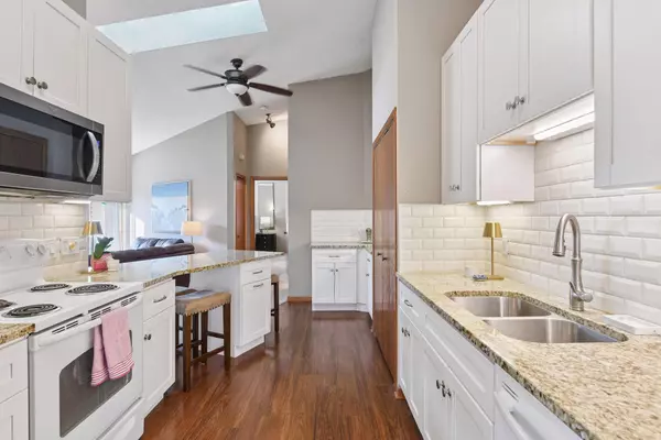 5524 Bimini DR, Minnetonka, MN 55343