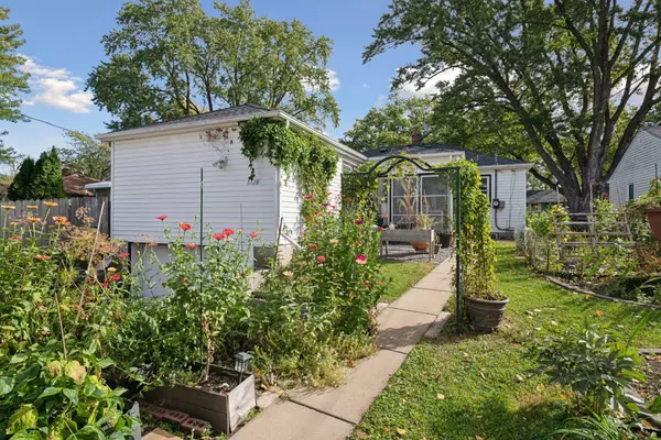 Richfield, MN 55423,6828 Vincent AVE S