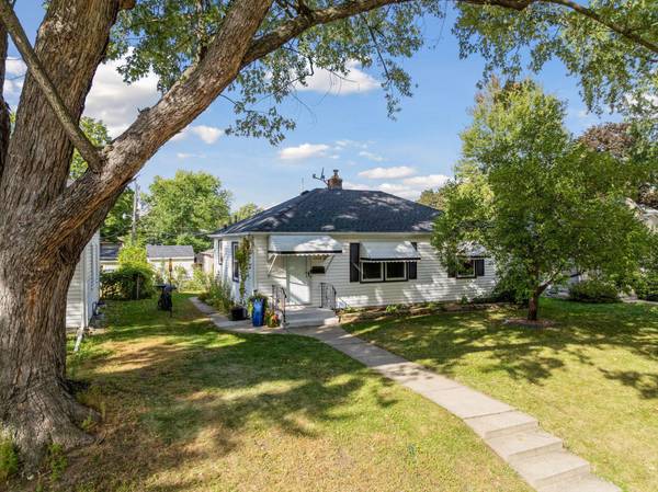 6828 Vincent AVE S, Richfield, MN 55423