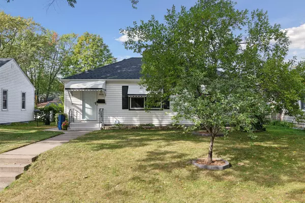 6828 Vincent AVE S, Richfield, MN 55423