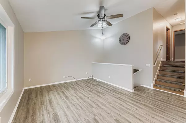 Eagan, MN 55122,4241 Blackhawk RD