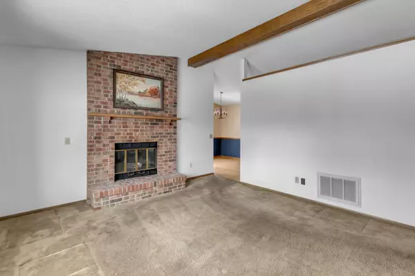 Brooklyn Park, MN 55444,8339 Thomas CT N