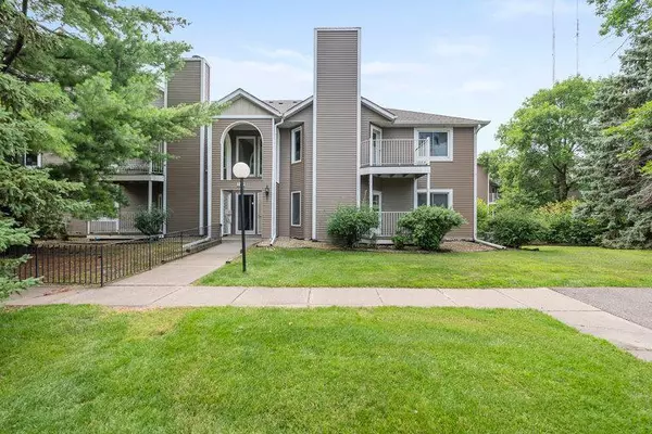 Shoreview, MN 55126,742 County Road F W #1002