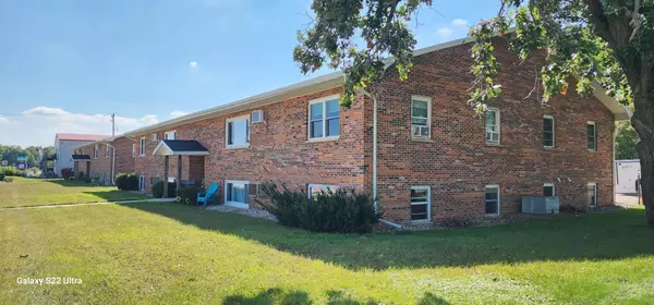 114 Lake AVE S #14, Spicer, MN 56288