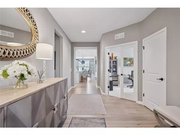 Corcoran, MN 55374,10039 Mulberry LN