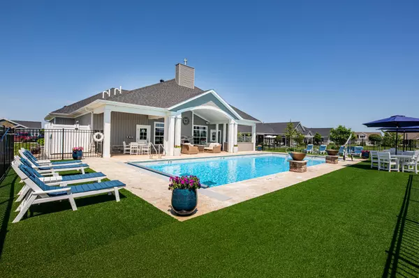 Horace, ND 58047,6525 Sun Valley BLVD