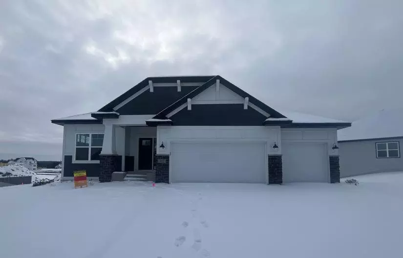 897 Big Woods DR, Delano, MN 55328