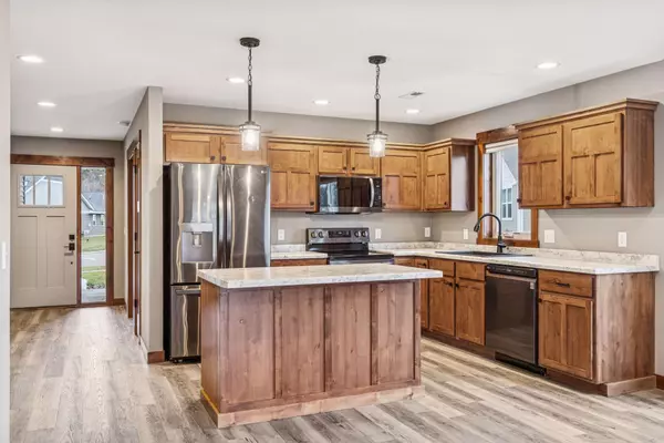 River Falls, WI 54002,2870 Coventry Circle