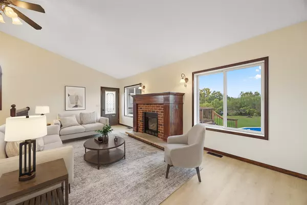 Annandale, MN 55302,945 Acacia CIR S