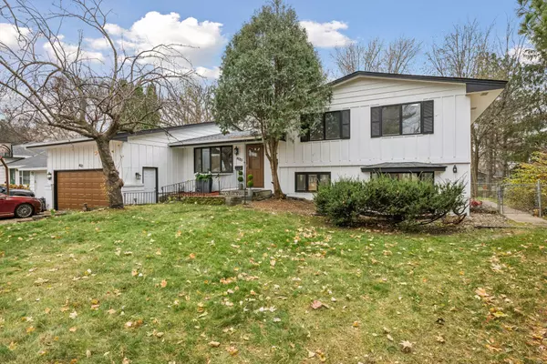 4625 W 110th ST, Bloomington, MN 55437