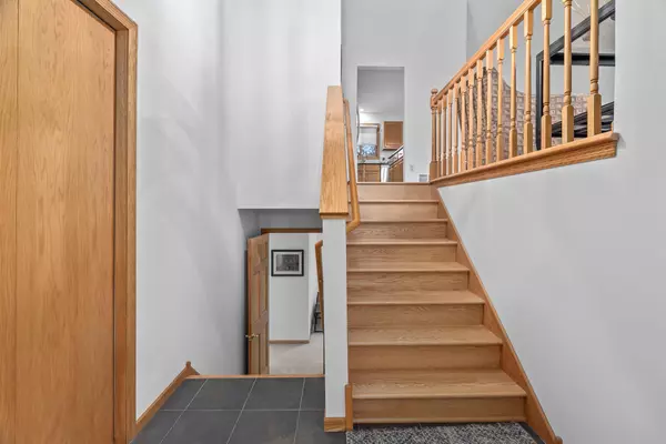 Mahtomedi, MN 55115,111 Mcgregor AVE N