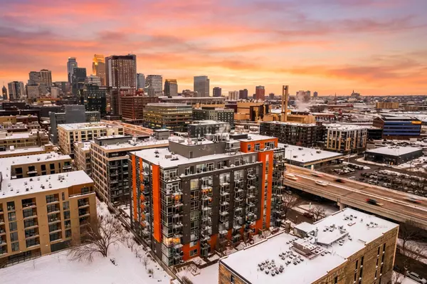 Minneapolis, MN 55401,730 N 4th ST #412