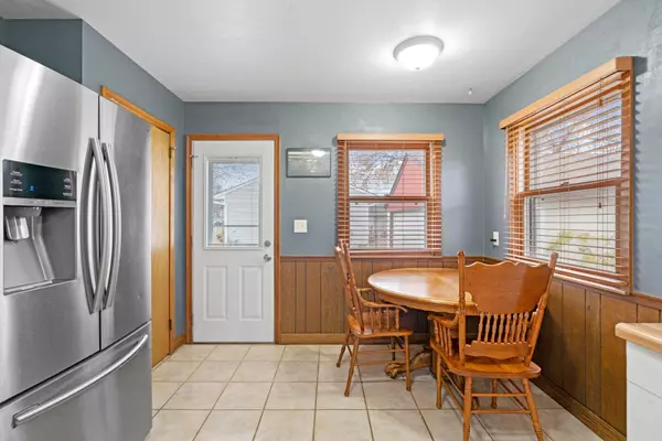 Eagan, MN 55122,2008 Zircon LN