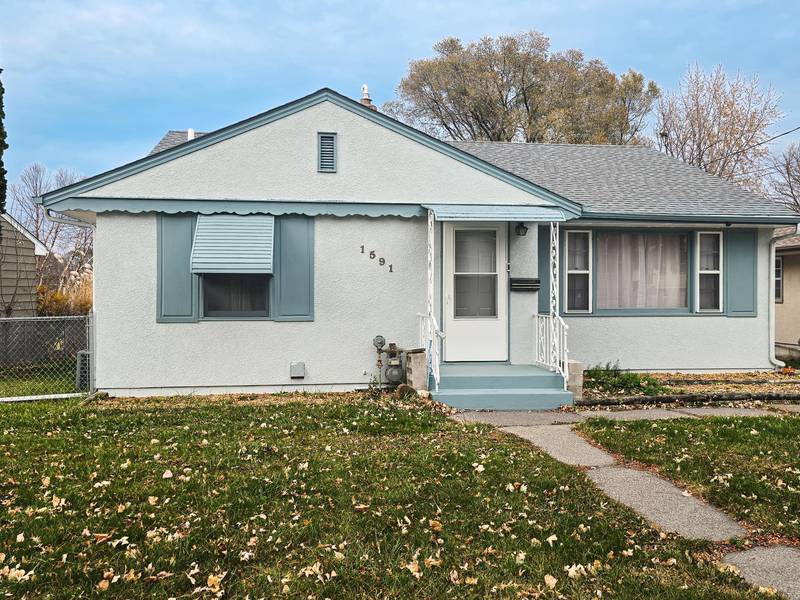 1591 Old Hudson RD, Saint Paul, MN 55106