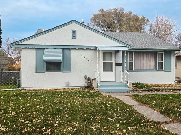 1591 Old Hudson RD, Saint Paul, MN 55106