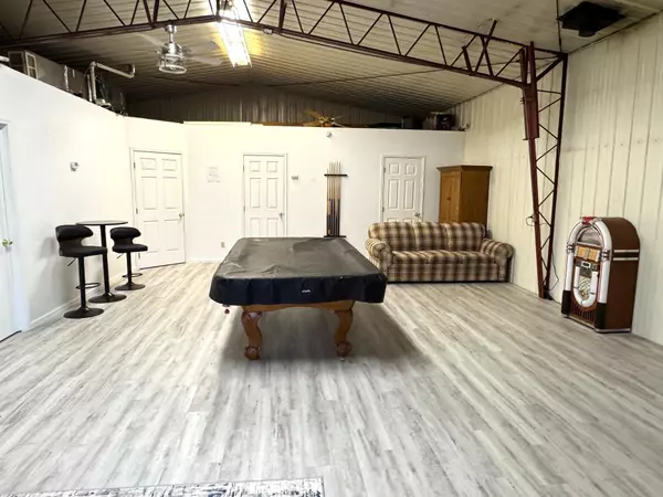 Baudette, MN 56623,2736 Oak LOOP NW