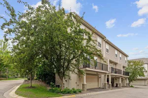 Eden Prairie, MN 55344,8324 Labont WAY