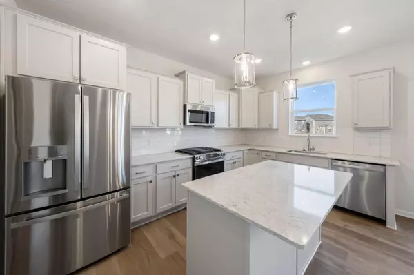 Waconia, MN 55387,1850 Charleston LN