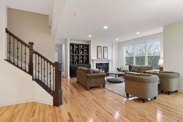 Chaska, MN 55318,1056 Rosemary CIR