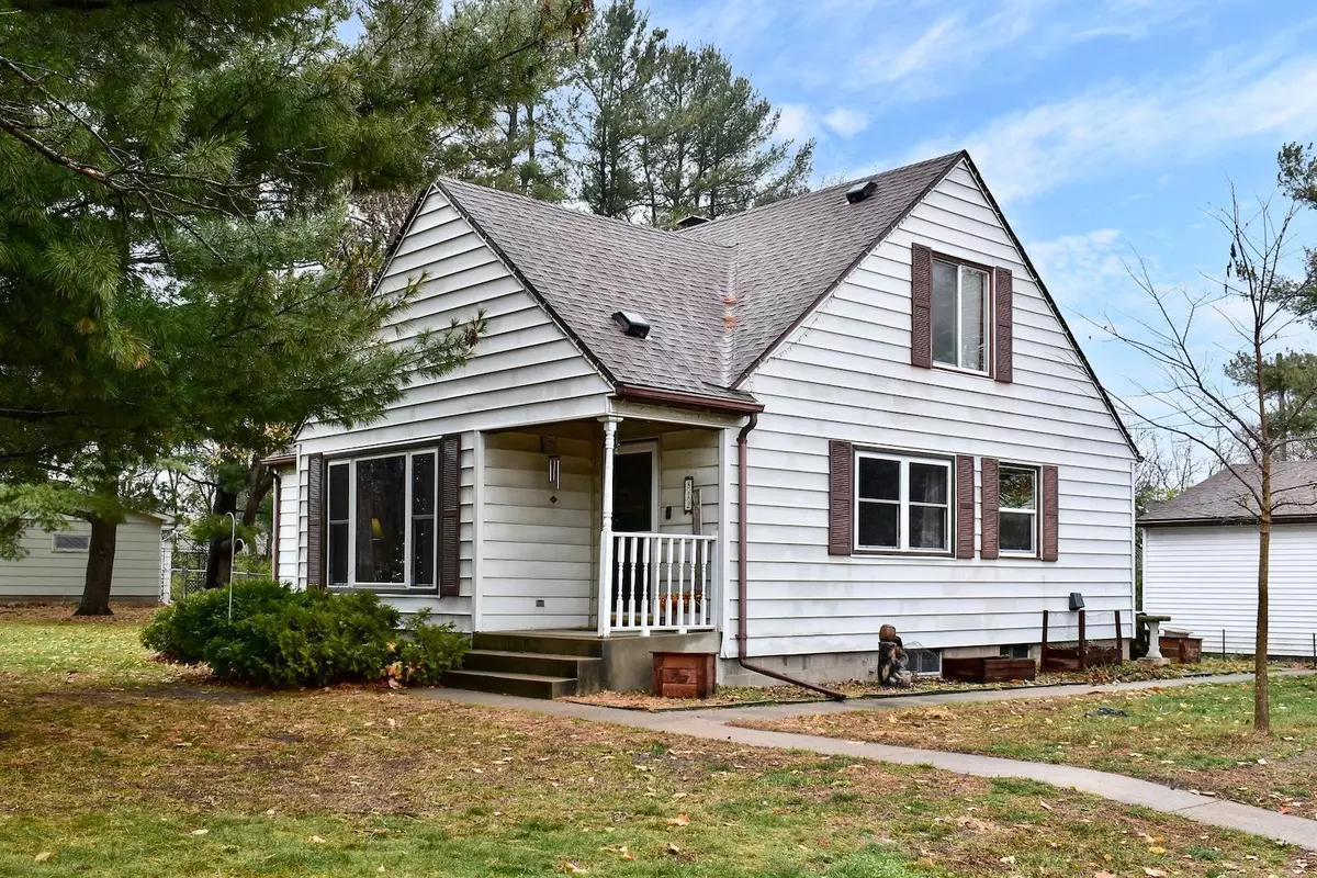 Wabasha, MN 55981,812 6th ST W