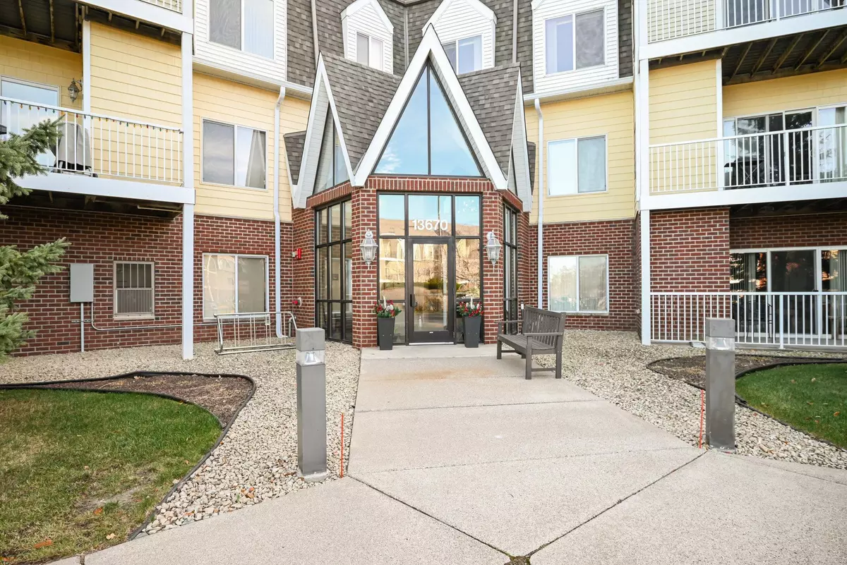 Rosemount, MN 55068,13670 Carrach AVE #304