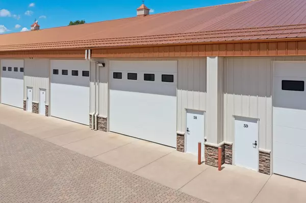 Columbus, MN 55025,13405 Lake Drive #58