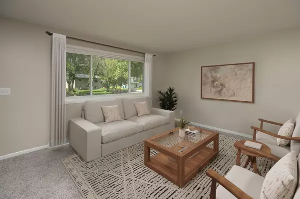 Owatonna, MN 55060,2215 Condor PL