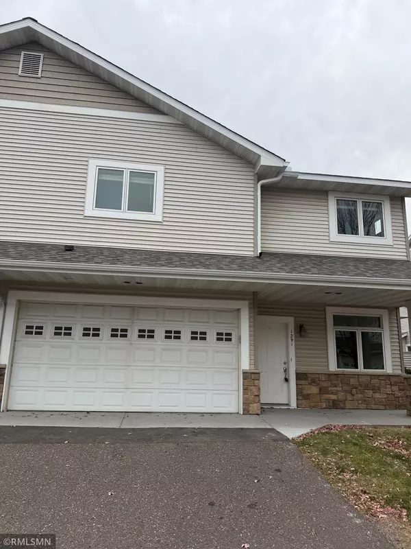 Vadnais Heights, MN 55109,1291 County Road D CIR E