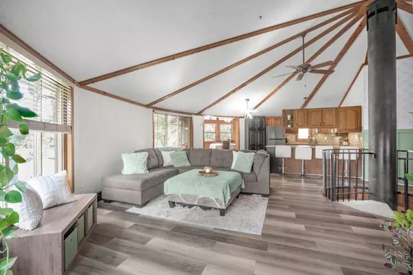 Corcoran, MN 55340,9245 Cherry LN