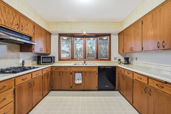 Bloomington, MN 55420,601 E 103rd ST