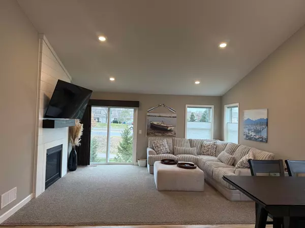 Carver, MN 55315,1340 Chestnut CIR