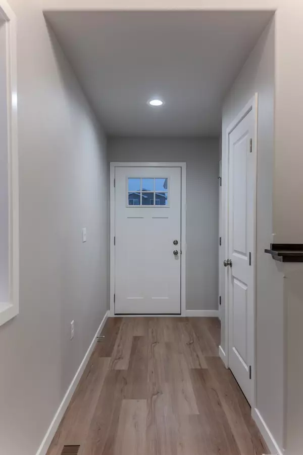 Horace, ND 58047,6265 86th AVE S