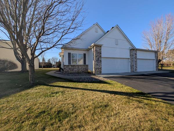 2466 Beech ST W, Rosemount, MN 55068