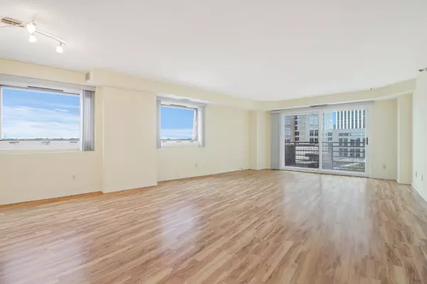 Saint Paul, MN 55101,66 9th ST E #1315