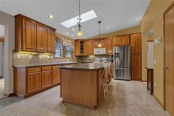 Isle, MN 56342,1575 White Cloud DR S