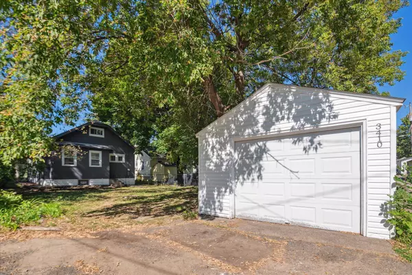 Minneapolis, MN 55412,3410 Russell AVE N