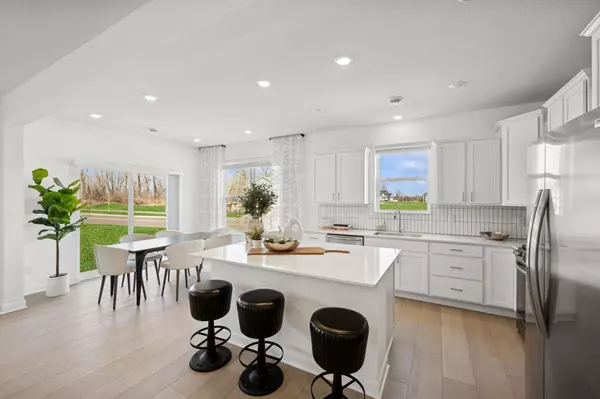 Oakdale, MN 55128,3906 Heath AVE N