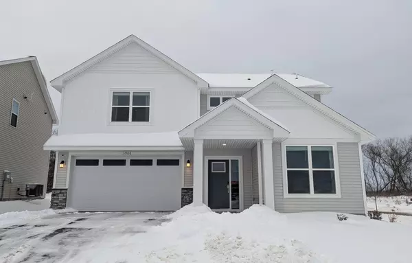 3906 Heath AVE N, Oakdale, MN 55128