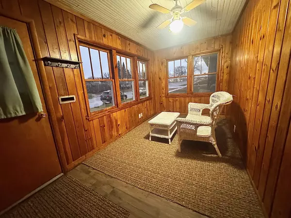 Marshall, MN 56258,315 S 1st ST