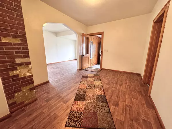 Marshall, MN 56258,315 S 1st ST