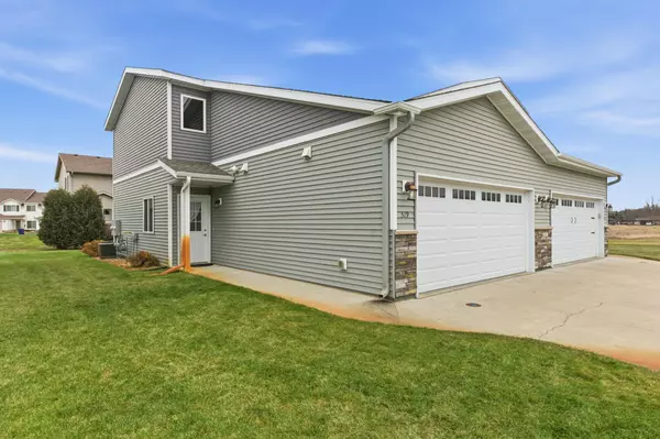 515 Faith LN, Saint Joseph, MN 56374