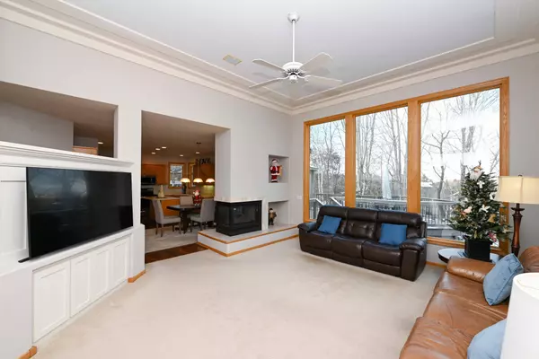 Woodbury, MN 55125,9108 Trotters LN