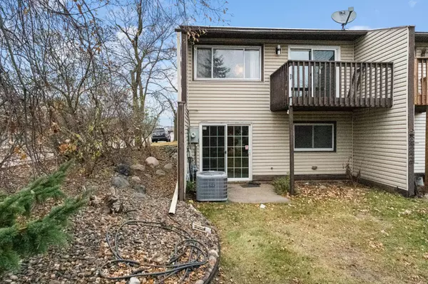 Apple Valley, MN 55124,7403 142nd Street CT