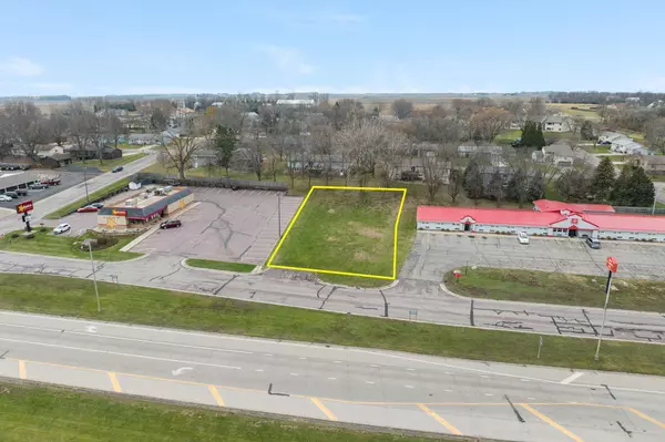 240 3rd AVE, Windom, MN 56101