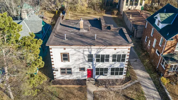 1523 3rd ST NE, Minneapolis, MN 55413