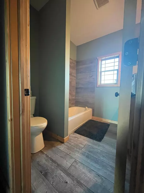 Mcgregor, MN 55760,43950 200th AVE