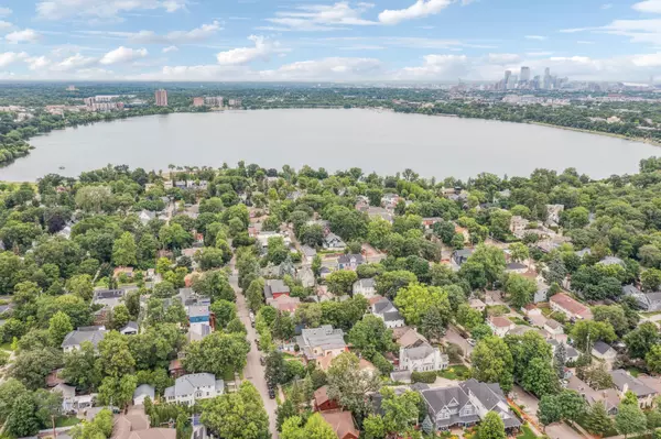 Minneapolis, MN 55410,3916 Thomas AVE S