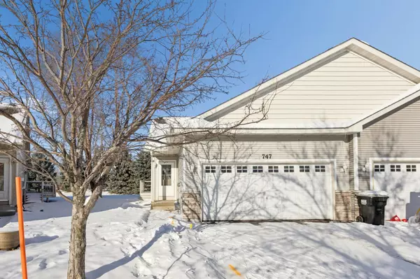 747 Park Brook RD NW, Isanti, MN 55040