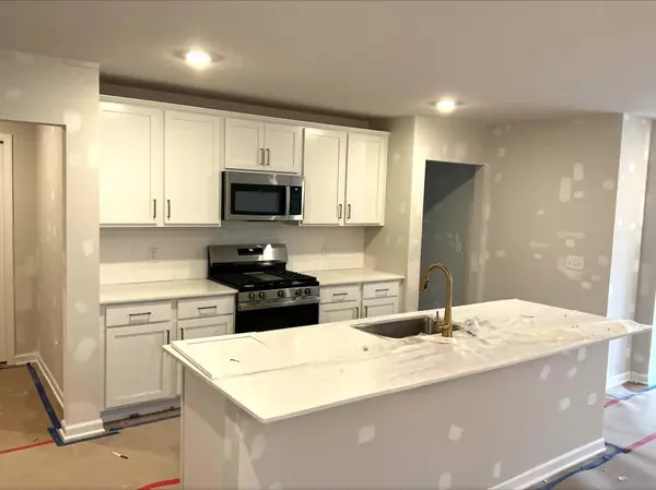 Waconia, MN 55387,4344 Meadowview DR